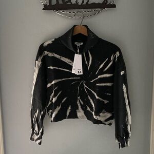 525 America Black and White Tie-Dye Turtle Neck Crop Sweater Shirt